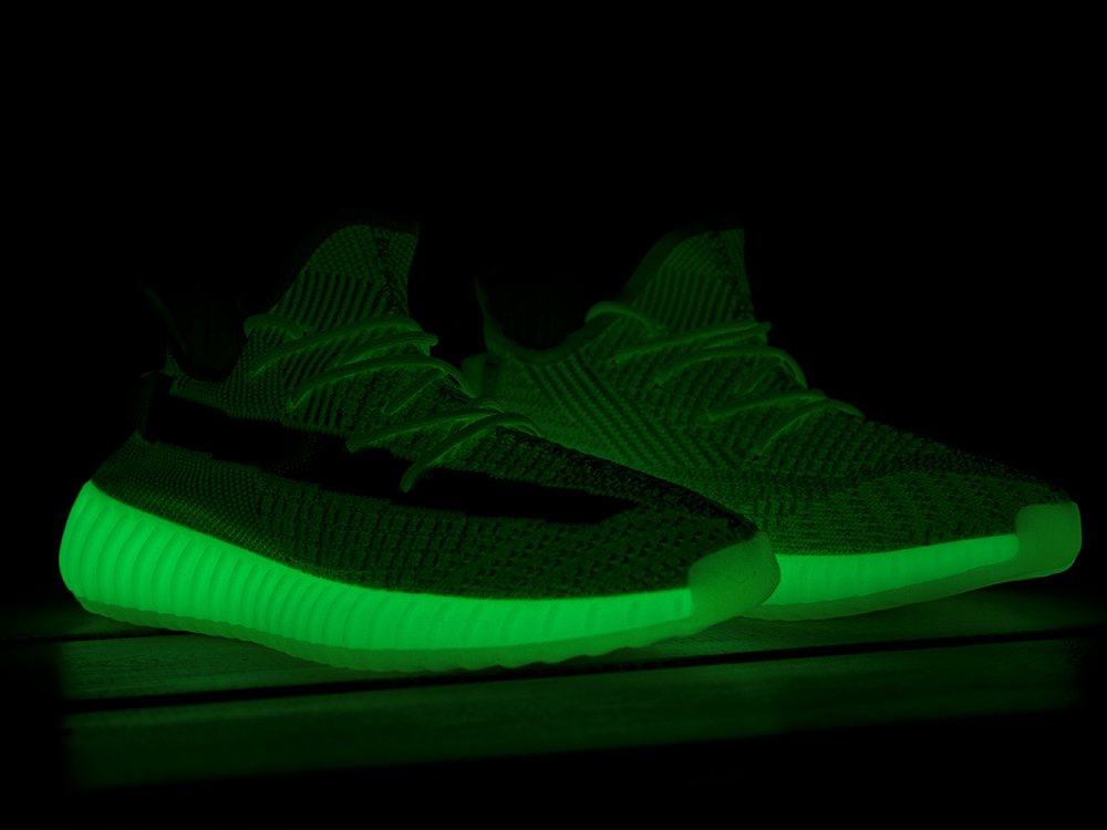 Adidas Yeezy 350 Boost v2 Green Glow зеленые мужские (AR12538) - фото 6