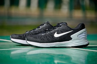 Кроссовки Nike Air Max 90 Lunar Кроссовки Nike Air Max 90 Lunar