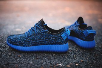 Кроссовки Adidas Yeezy 350 Boost Кроссовки Adidas Yeezy 350 Boost