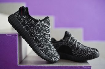 Кроссовки Adidas Yeezy 350 Boost Кроссовки Adidas Yeezy 350 Boost
