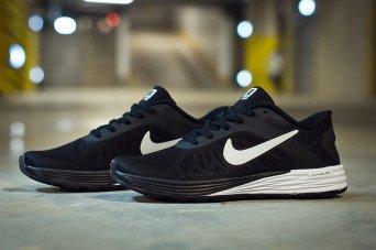 Кроссовки Nike Air Max 90 Lunar Кроссовки Nike Air Max 90 Lunar