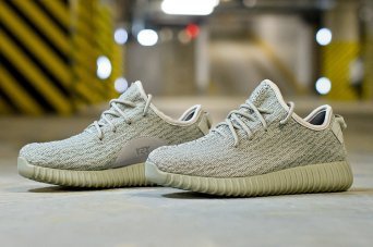 Кроссовки Adidas Yeezy 350 Boost Кроссовки Adidas Yeezy 350 Boost