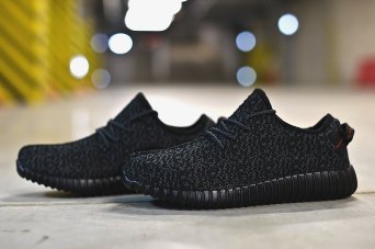Кроссовки Adidas Yeezy 350 Boost Кроссовки Adidas Yeezy 350 Boost