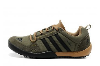 Кроссовки мужские Adidas Daroga Olive / Black / Yellow-Green Кроссовки мужские Adidas Daroga Olive / Black / Yellow-Green