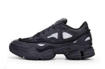 Кроссовки женские Adidas Ozweego 2 X Raf Simons WMNS Triplr Black Кроссовки женские Adidas Ozweego 2 X Raf Simons WMNS Triplr Black