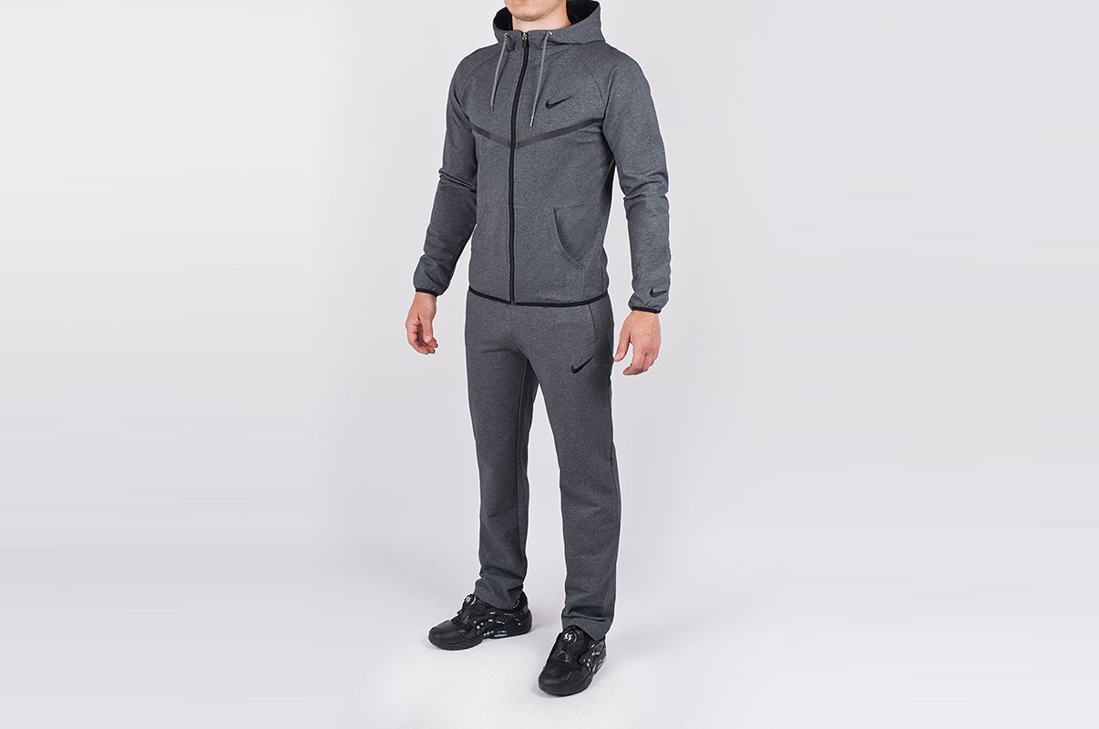 Костюм спортивный мужской Nike