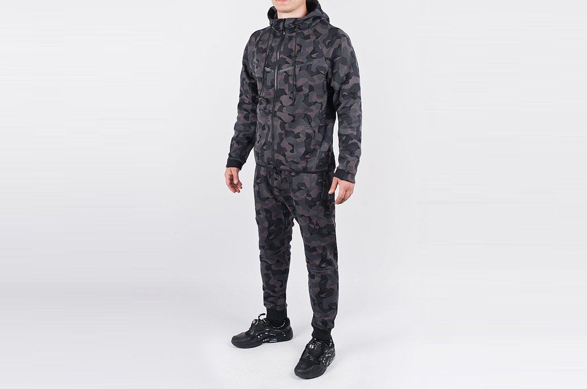 Костюм спортивный мужской Nike