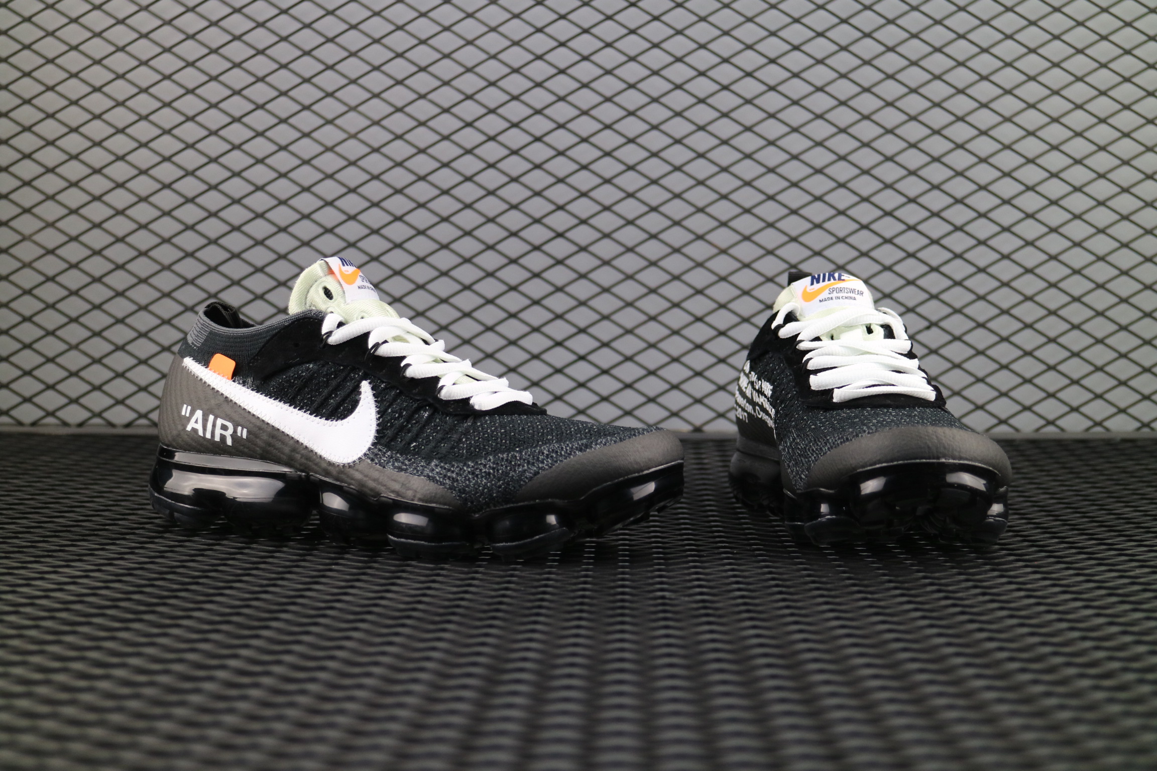 Кроссовки мужские Nike Air VaporMax «OFF-WHITE» Black / White-Clear