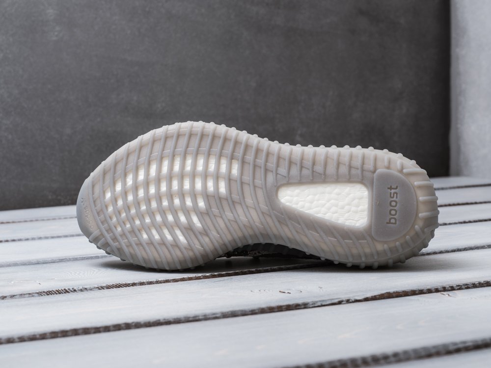 Adidas Yeezy 350 Boost v2 Beluga 2.0 серые мужские (AR10188) - фото 5 Adidas Yeezy 350 Boost v2 Beluga 2.0 серые мужские (AR10188) - фото 5
