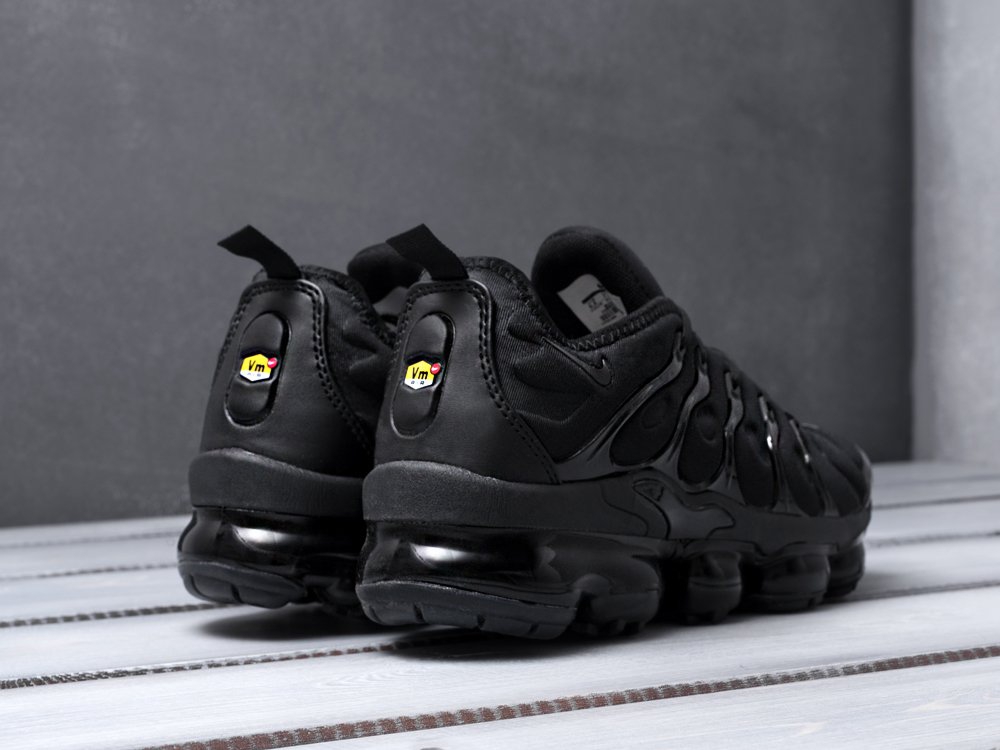 Nike Air VaporMax Plus черные мужские (AR10191) - фото 3 Nike Air VaporMax Plus черные мужские (AR10191) - фото 3