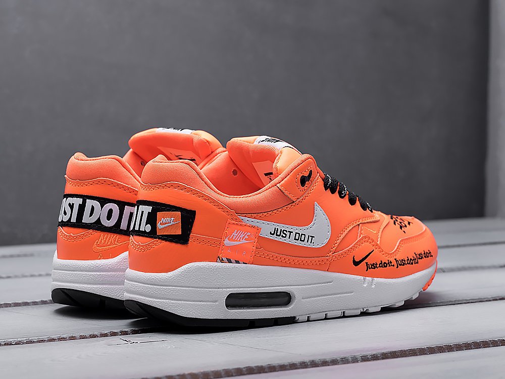 мужские кроссовки Nike Air Max 1