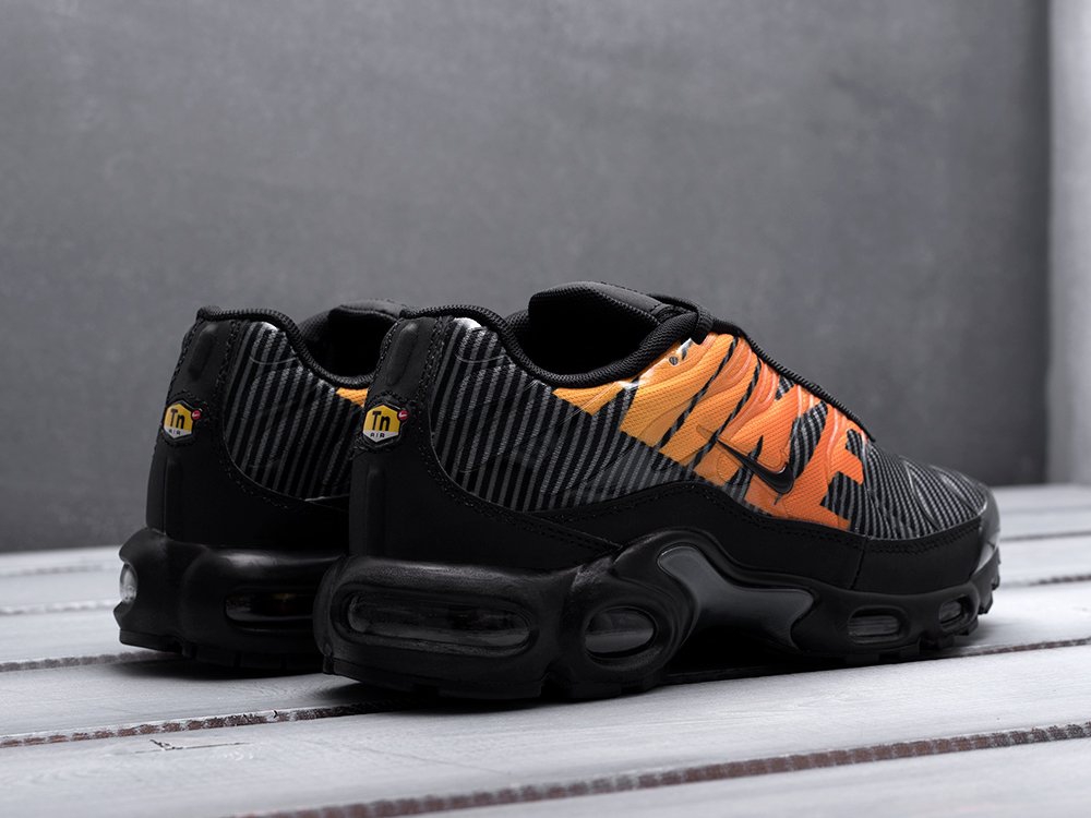 Nike Air Max Plus TN SE черные мужские (AR11247) - фото 4 Nike Air Max Plus TN SE черные мужские (AR11247) - фото 4