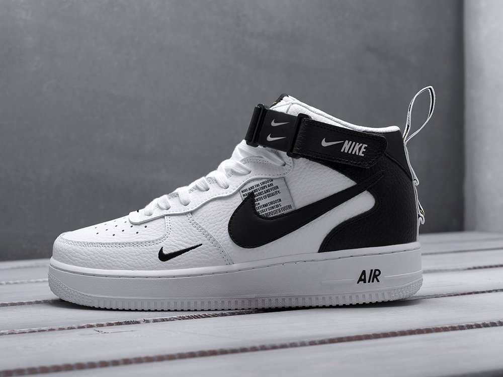 Nike Air Force 1 07 Mid LV8 белые мужские (AR11459) - фото 1 Nike Air Force 1 07 Mid LV8 белые мужские (AR11459) - фото 1