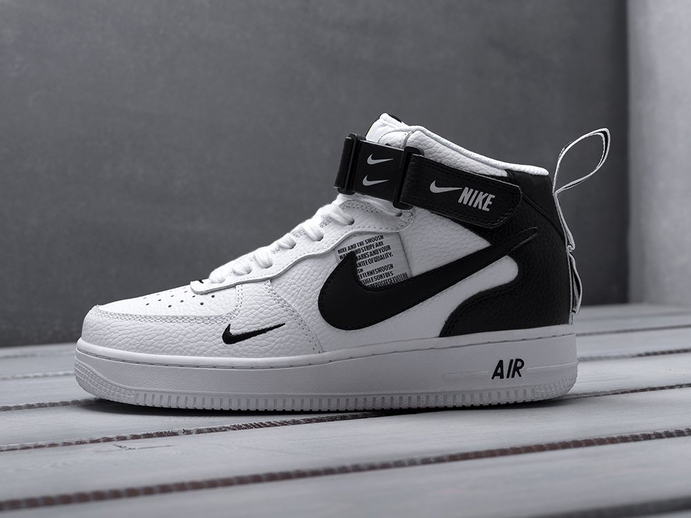 Nike Air Force 1 07 Mid LV8 WMNS белые женские (AR11461) - фото 1 Nike Air Force 1 07 Mid LV8 WMNS белые женские (AR11461) - фото 1