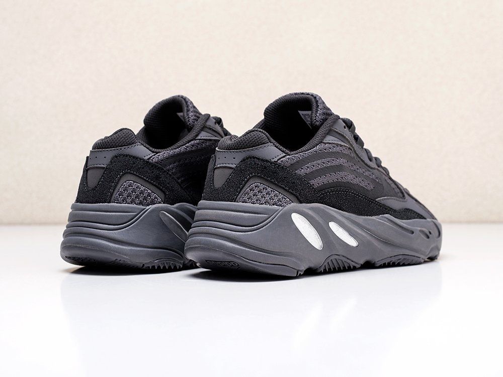 Adidas Yeezy Boost 700 v2 черные мужские (AR12378) - фото 4