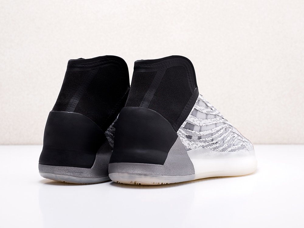 мужские кроссовки Adidas Yeezy Boost Quantum