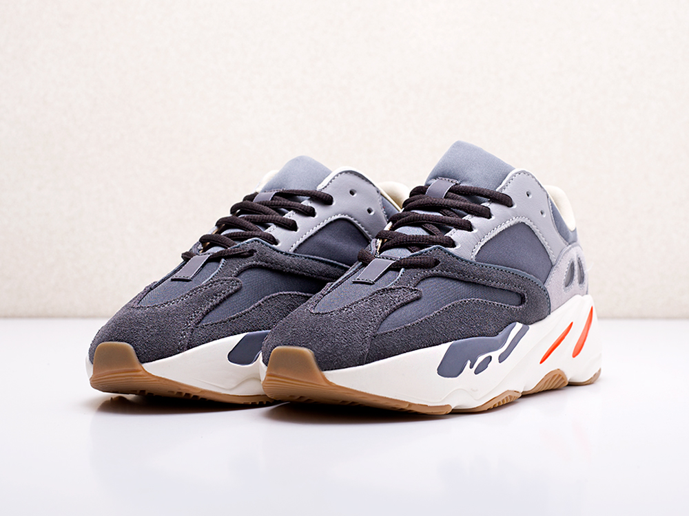мужские кроссовки Adidas Yeezy Boost 700