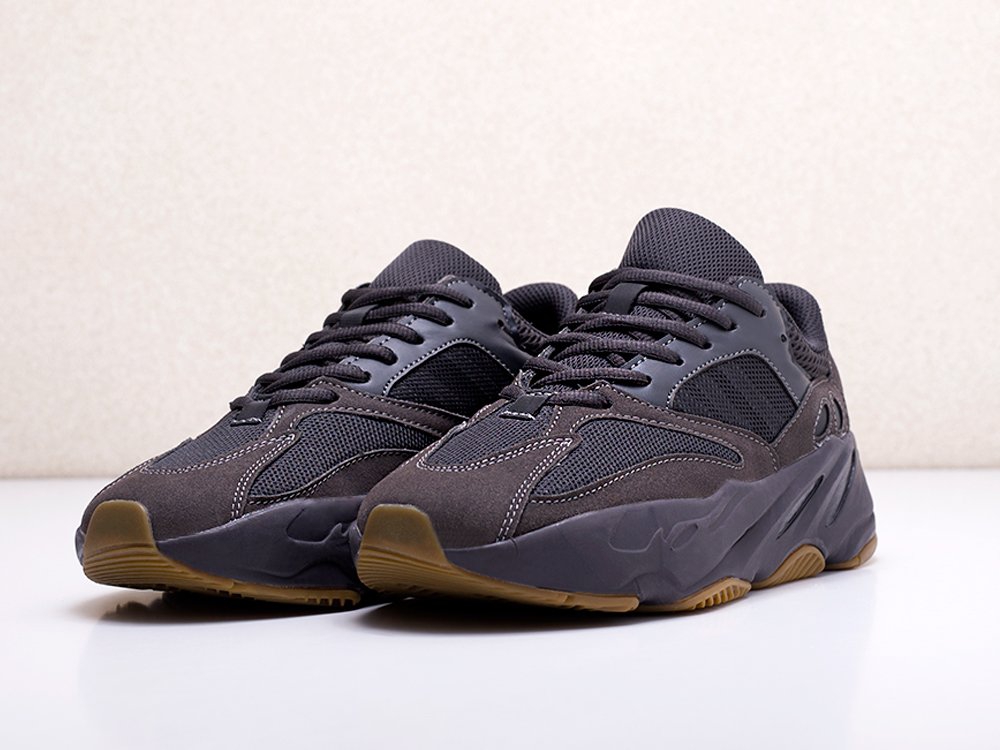 мужские кроссовки Adidas Yeezy Boost 700
