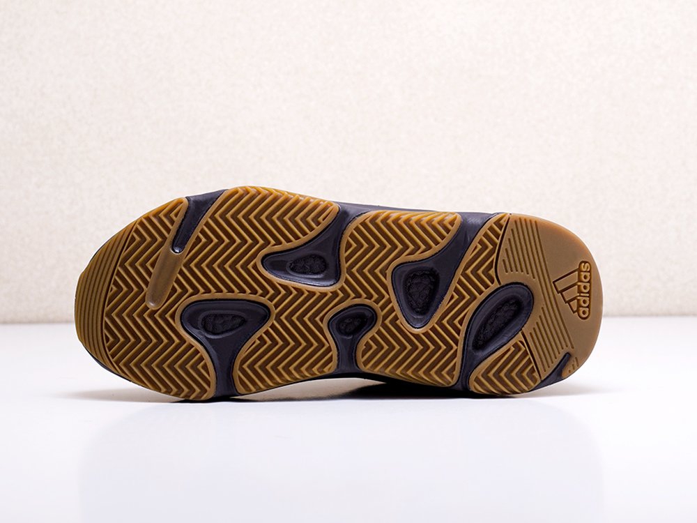 мужские кроссовки Adidas Yeezy Boost 700