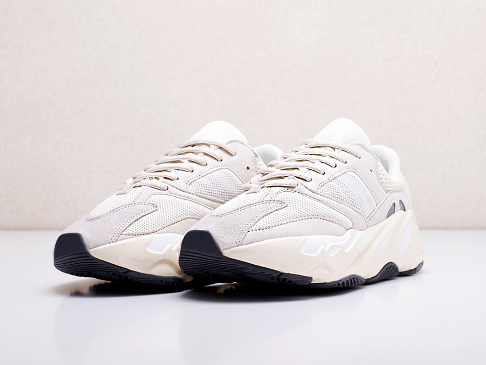 мужские кроссовки Adidas Yeezy Boost 700