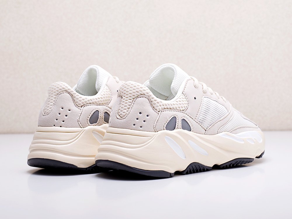 мужские кроссовки Adidas Yeezy Boost 700