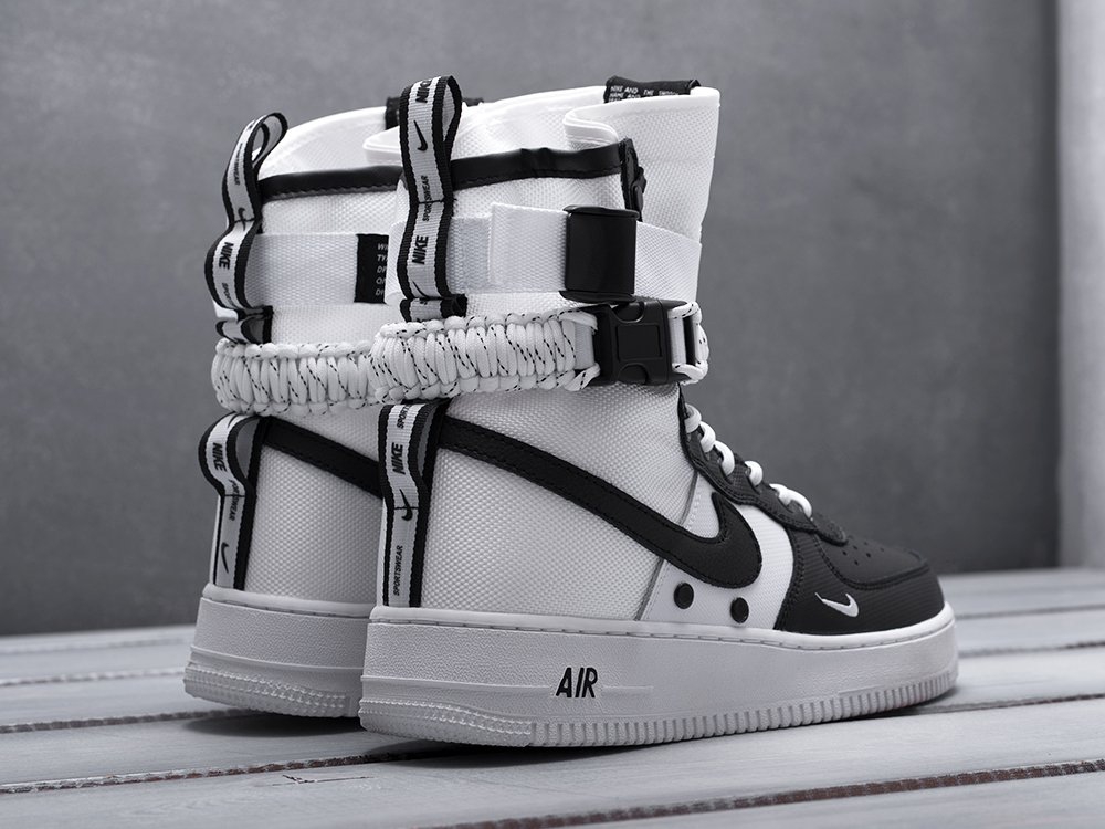 Nike SF Air Force 1 белые мужские (AR13597) - фото 4