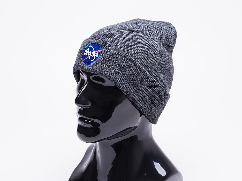 шапка NASA