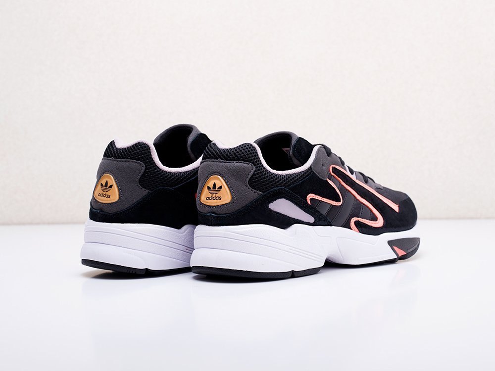 женские кроссовки Adidas Originals Yung-96 Chasm WMNS CORE BLACK / CORE BLACK / SEMI CORAL