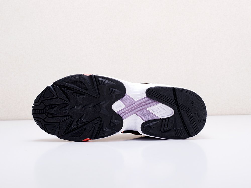 женские кроссовки Adidas Originals Yung-96 Chasm WMNS CORE BLACK / CORE BLACK / SEMI CORAL