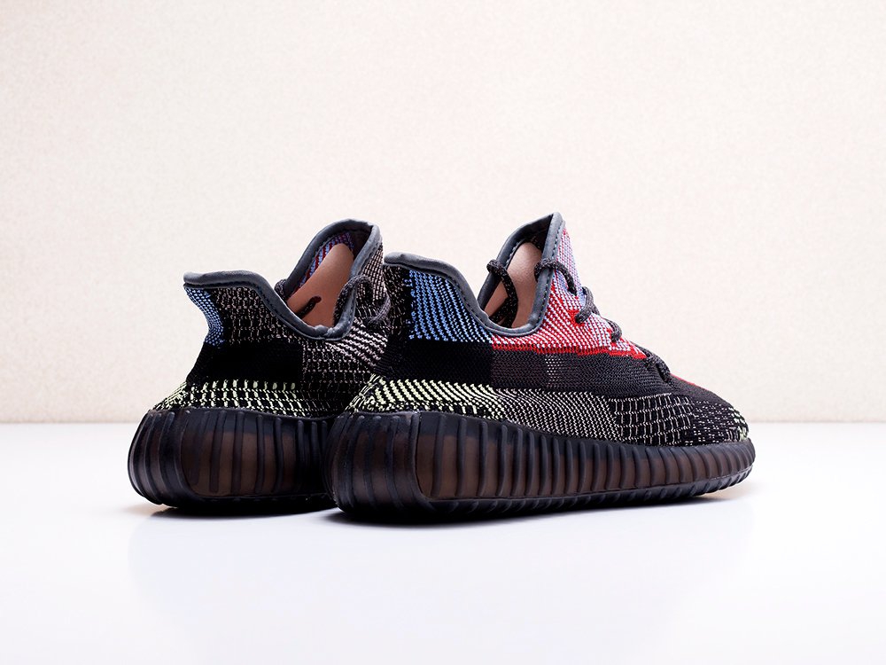 Adidas Yeezy 350 Boost v2 Yecheil WMNS черные женские (AR13965) - фото 4 Adidas Yeezy 350 Boost v2 Yecheil WMNS черные женские (AR13965) - фото 4
