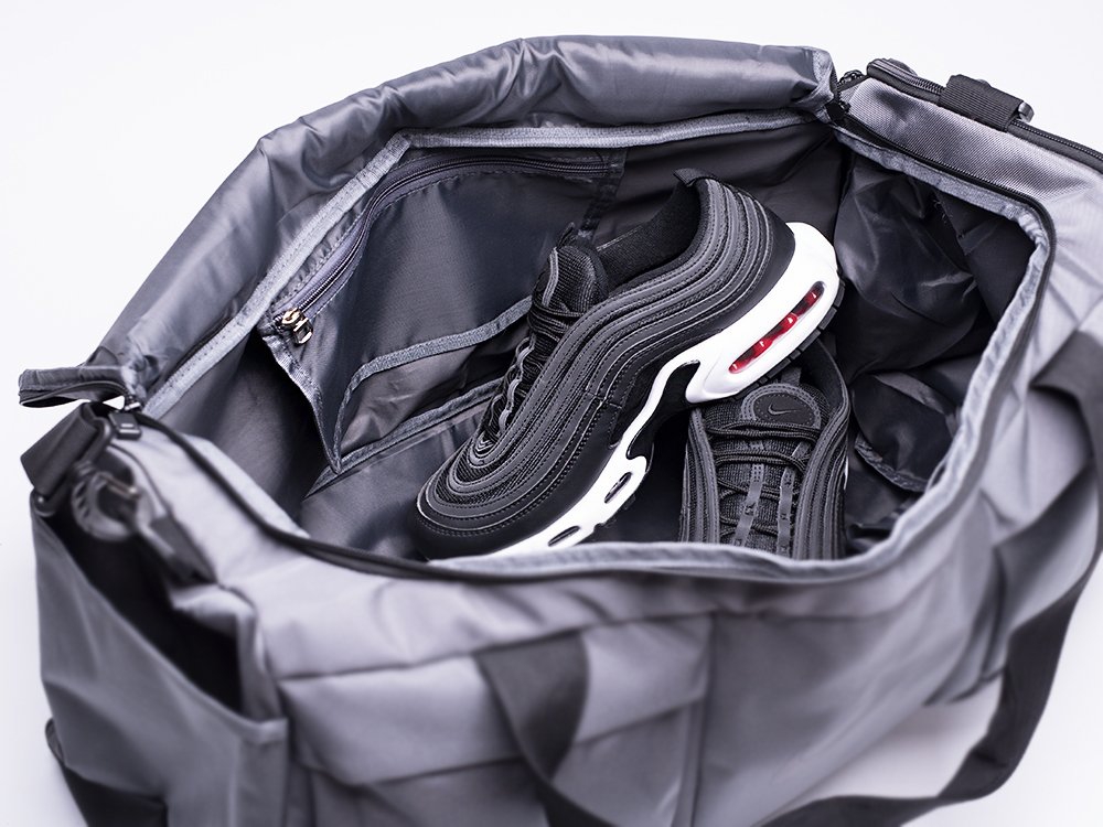 спортивная сумка Nike