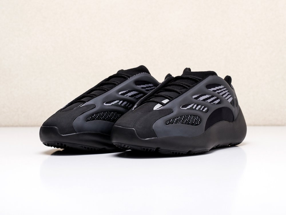 Adidas Yeezy Boost 700 v3 черные мужские (AR14603) - фото 4