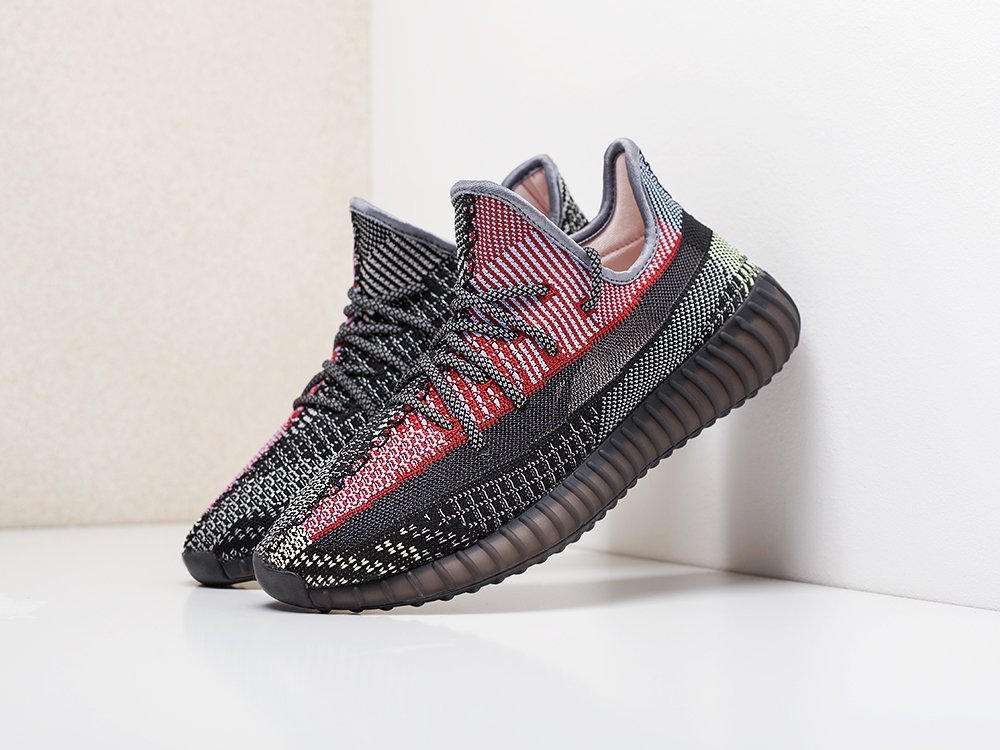 Adidas Yeezy 350 Boost v2 WMNS Yecheil Reflective черные женские (AR14726) - фото 2 Adidas Yeezy 350 Boost v2 WMNS Yecheil Reflective черные женские (AR14726) - фото 2