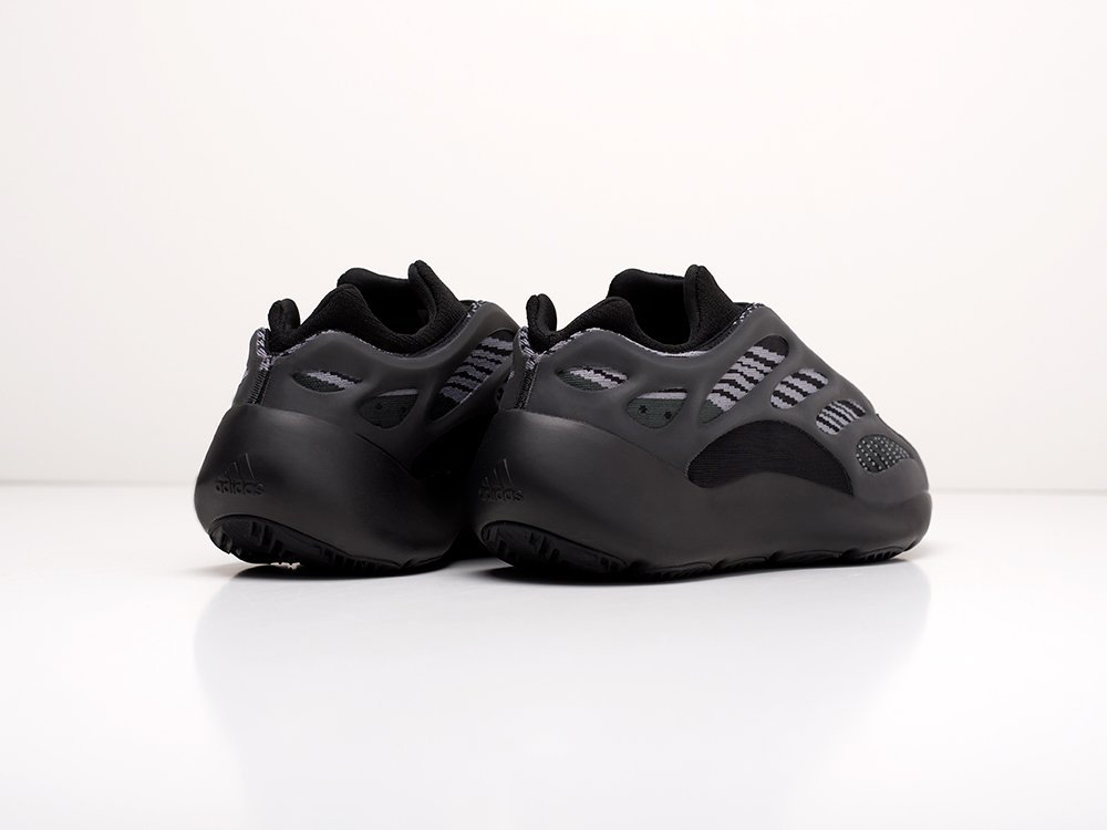 Adidas Yeezy Boost 700 v3 черные женские (AR15049) - фото 4