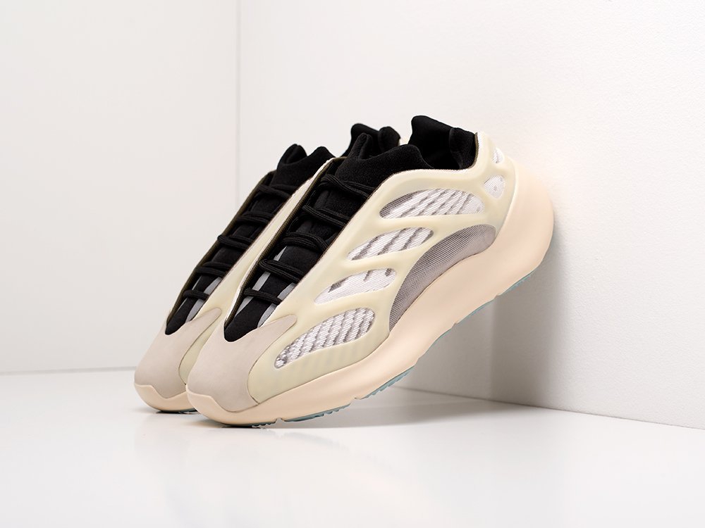 Adidas Yeezy Boost 700 v3 белые женские (AR15050) - фото 2 Adidas Yeezy Boost 700 v3 белые женские (AR15050) - фото 2