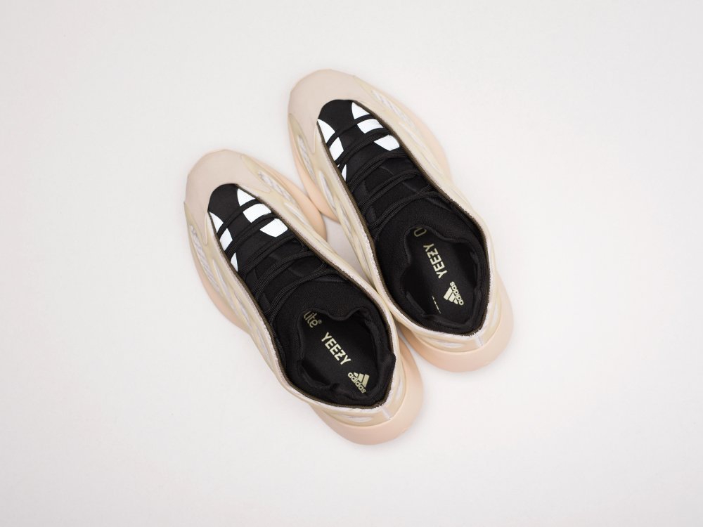 Adidas Yeezy Boost 700 v3 белые женские (AR15050) - фото 6 Adidas Yeezy Boost 700 v3 белые женские (AR15050) - фото 6