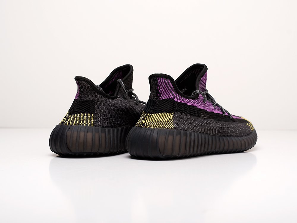 Adidas Yeezy 350 Boost v2 черные женские (AR15331) - фото 4 Adidas Yeezy 350 Boost v2 черные женские (AR15331) - фото 4