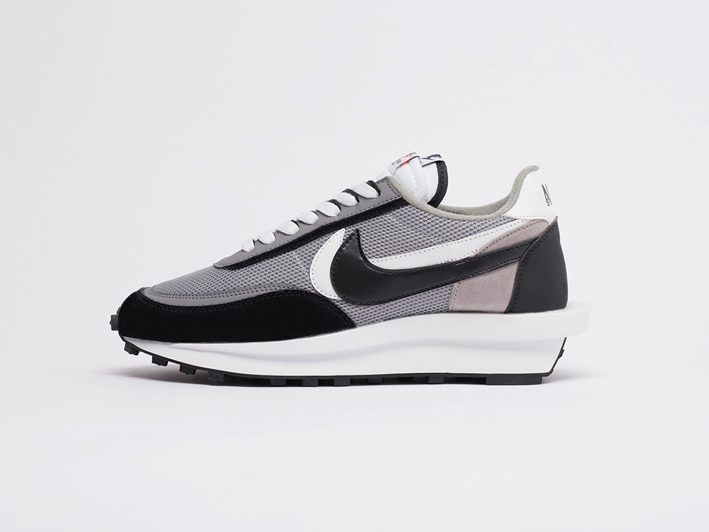 mens sacai nike