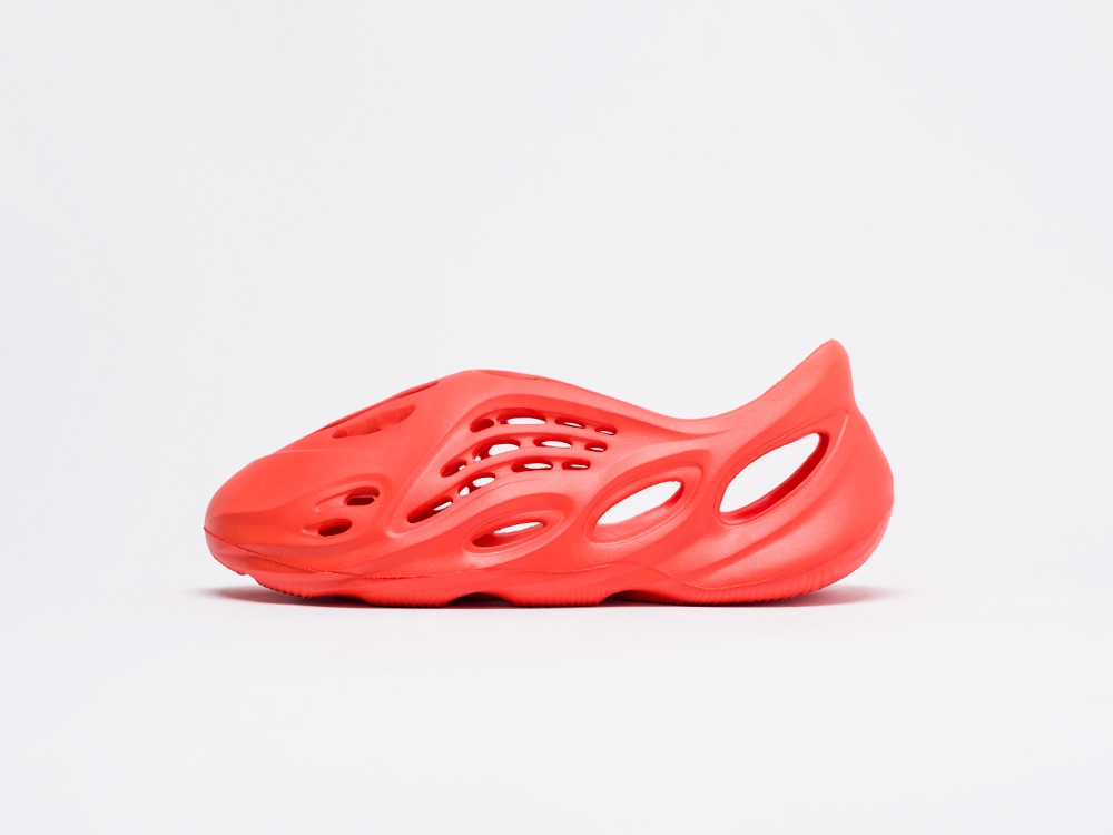 Adidas Yeezy Foam Runner красные женские (AR15987) - фото 1