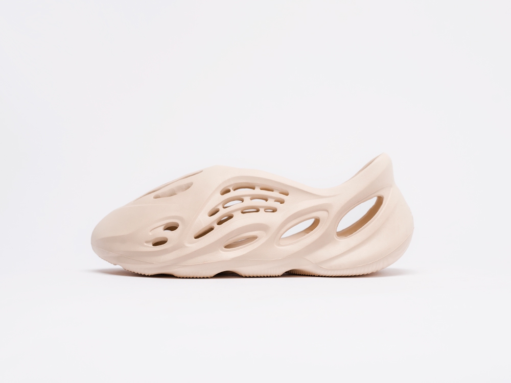 Adidas Yeezy Foam Runner бежевые женские (AR16087) - фото 1 Adidas Yeezy Foam Runner бежевые женские (AR16087) - фото 1