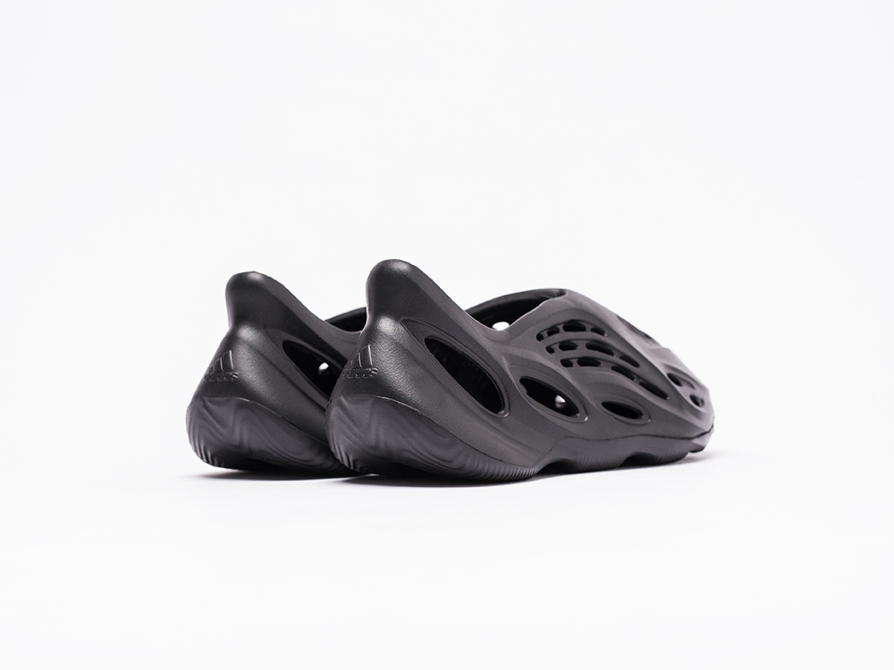 Adidas Yeezy Foam Runner черные женские (AR16593) - фото 4