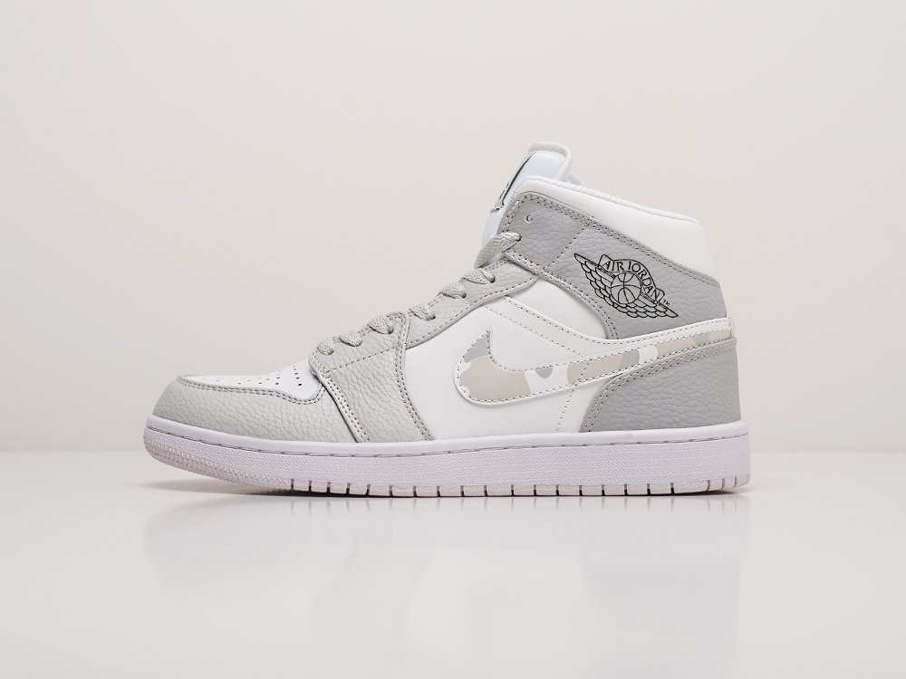 Nike Air Jordan 1 белые кожа мужские (AR20207) - фото 1 Nike Air Jordan 1 белые кожа мужские (AR20207) - фото 1