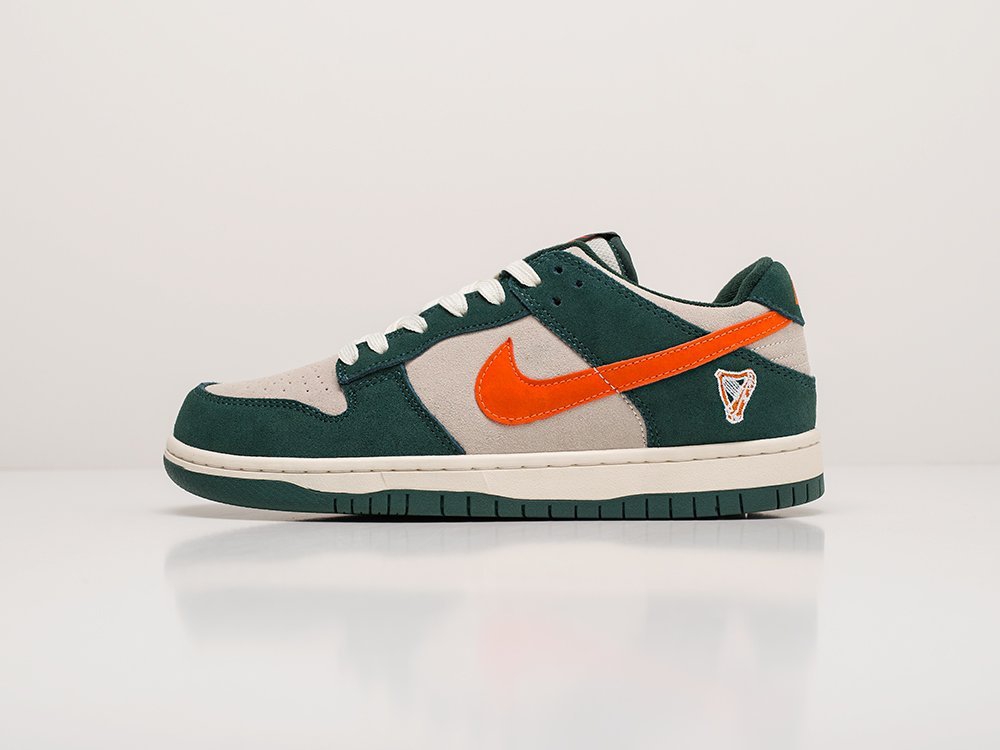 Nike SB Dunk Low WMNS Eire зеленые замша женские (AR20212) - фото 1 Nike SB Dunk Low WMNS Eire зеленые замша женские (AR20212) - фото 1
