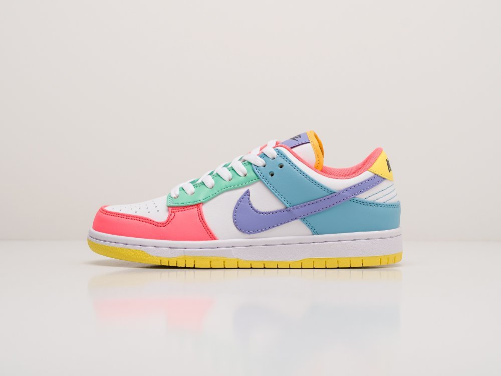 Nike SB Dunk Low WMNS Easter Candy белые замша женские (AR20213) - фото 1 Nike SB Dunk Low WMNS Easter Candy белые замша женские (AR20213) - фото 1