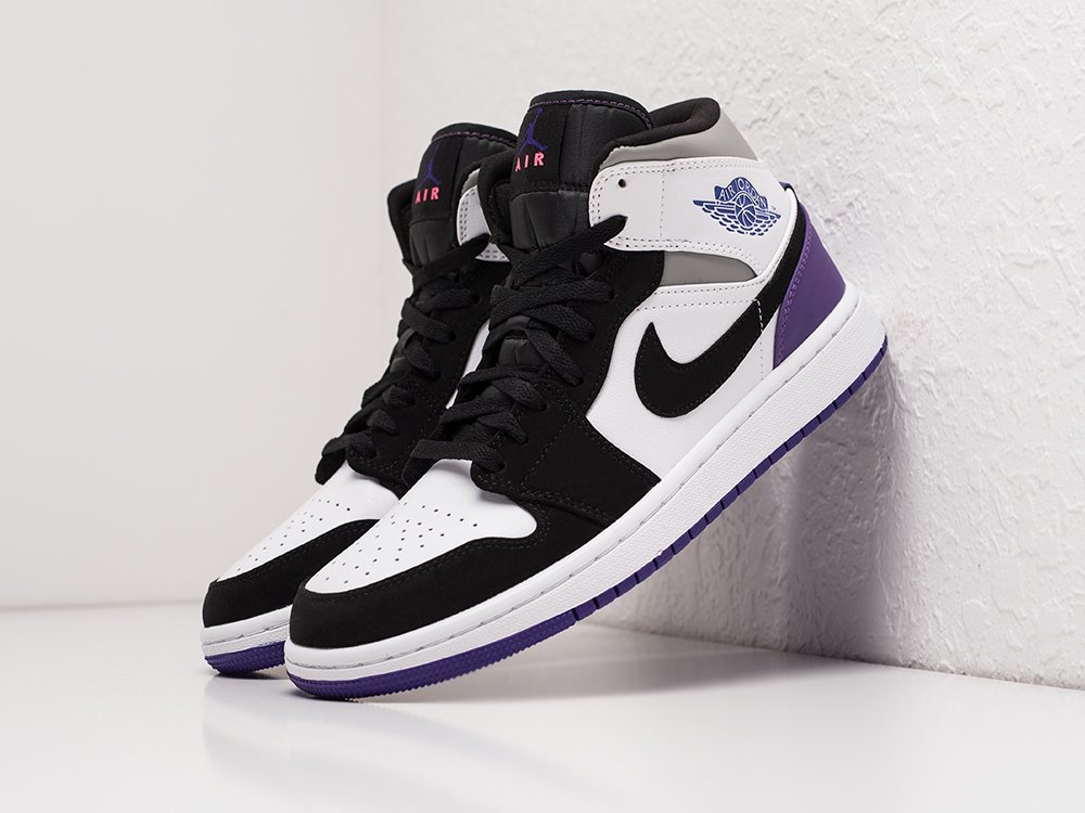 Nike Air Jordan 1 белые кожа мужские (AR21307) - фото 2 Nike Air Jordan 1 белые кожа мужские (AR21307) - фото 2