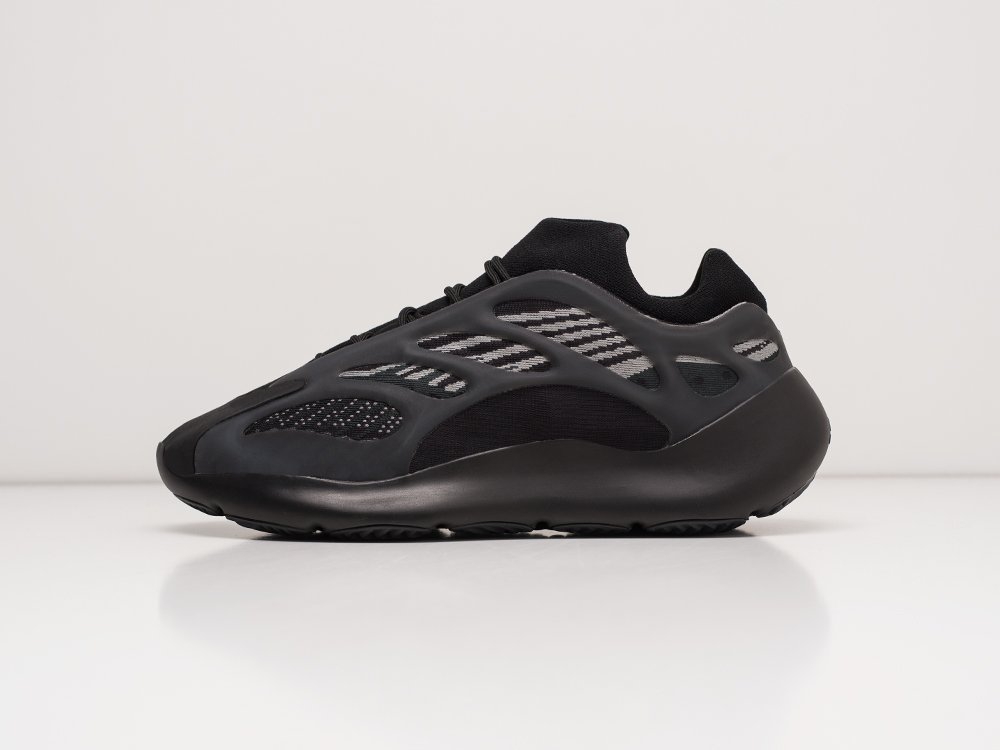 Adidas Yeezy Boost 700 v3 черные текстиль мужские (AR21314) - фото 1