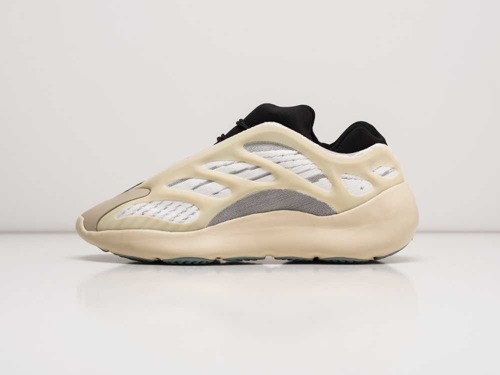 Adidas Yeezy Boost 700 v3 белые текстиль мужские (AR22114) - фото 1 Adidas Yeezy Boost 700 v3 белые текстиль мужские (AR22114) - фото 1