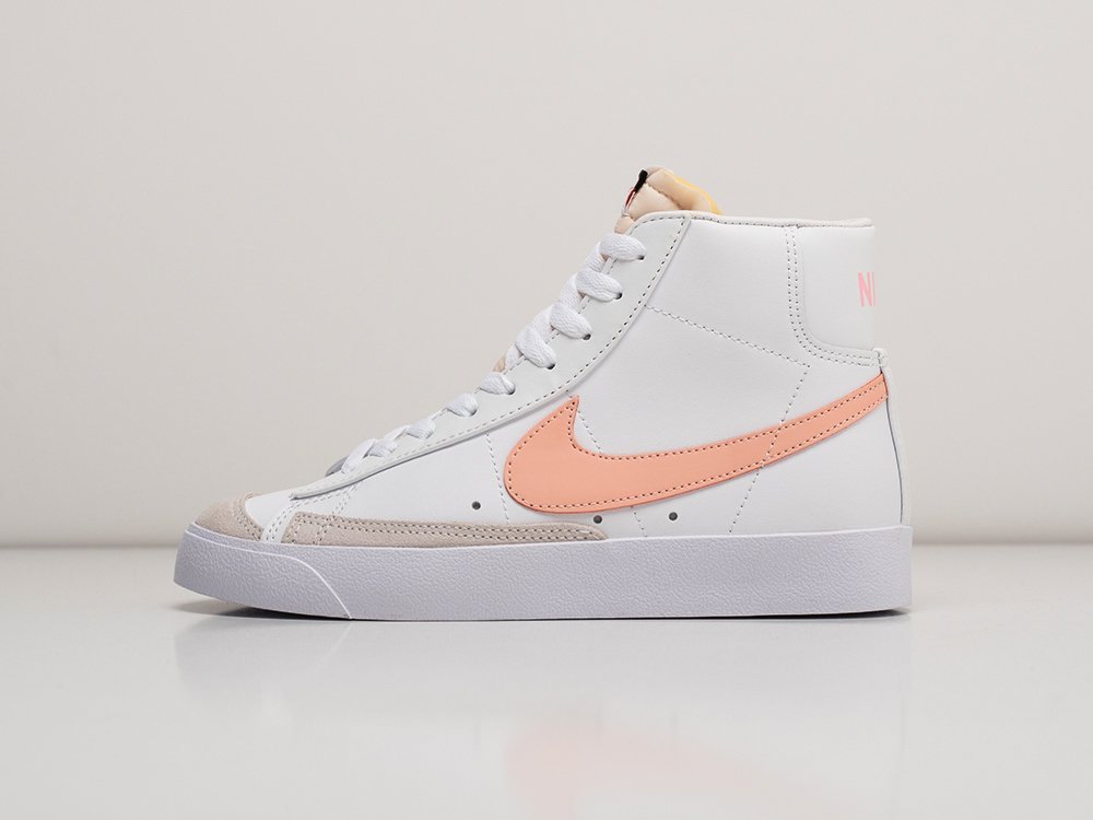 Nike Blazer Mid 77 WMNS белые кожа женские (AR23392) - фото 1 Nike Blazer Mid 77 WMNS белые кожа женские (AR23392) - фото 1