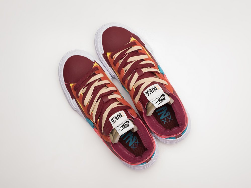 Nike x Kaws x Sacai Blazer Low WMNS бордовые текстиль женские (AR23705) - фото 3 Nike x Kaws x Sacai Blazer Low WMNS бордовые текстиль женские (AR23705) - фото 3