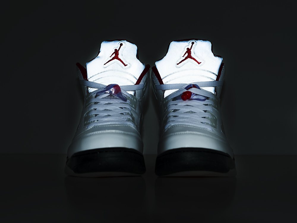 Nike Air Jordan 5 Retro Fire Red 2020 белые текстиль мужские (AR23853) - фото 4